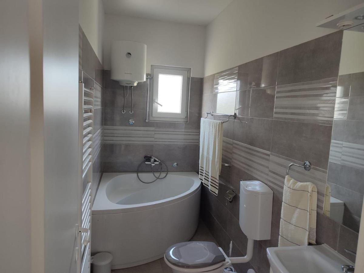 Raslina Murtela, 2-Bedroom Apartment מראה חיצוני תמונה
